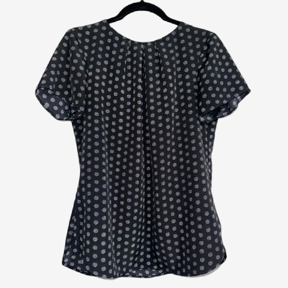 Lands’ End Outfitters BlueBlack & White Polkadot Blouse w/ Gold Zipper Size 4